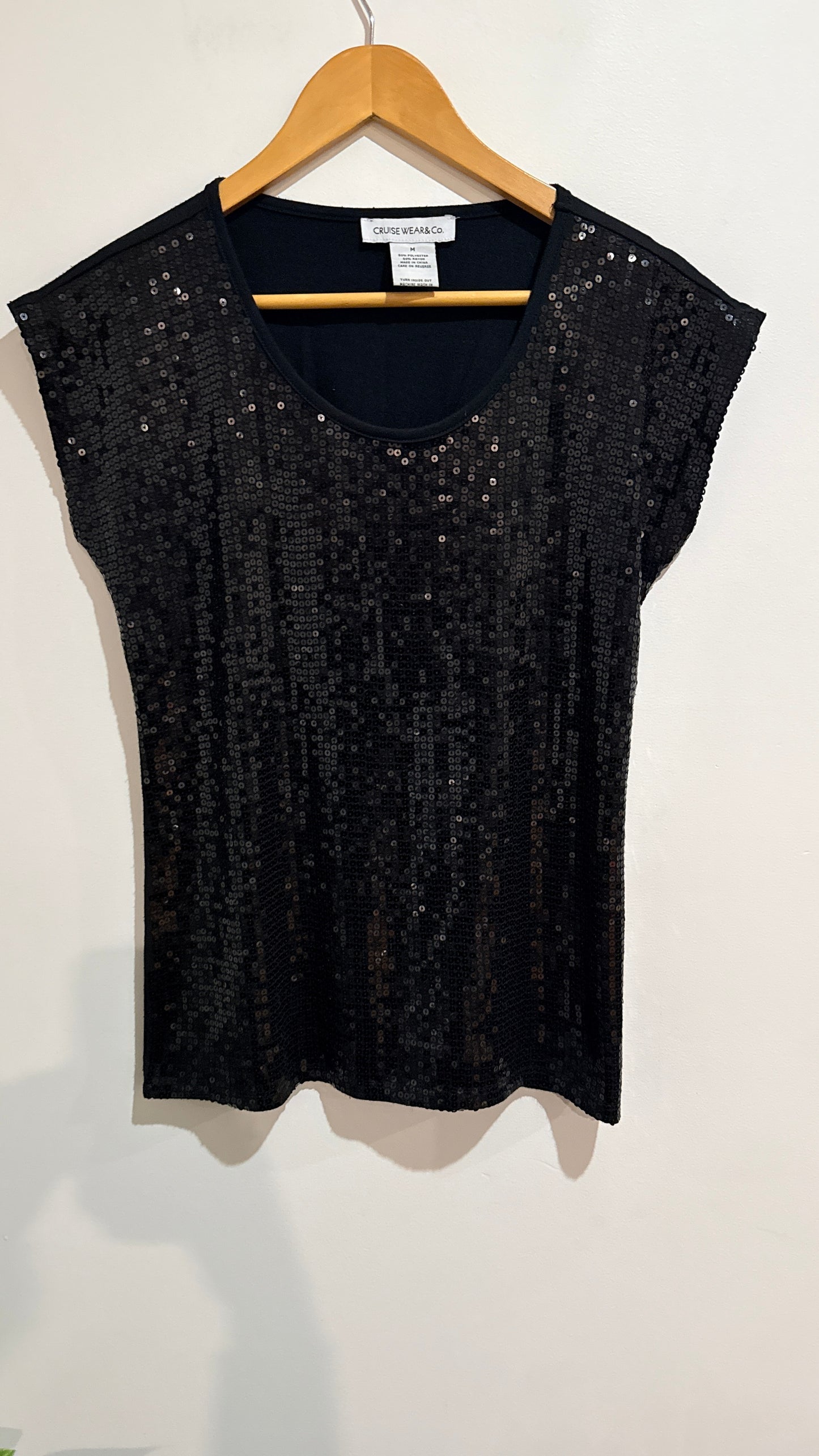 Cruise Wear & Co Black Sequin Front Top Size M
