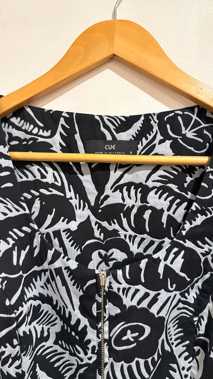 Cue Black & White Botanical Print Zip Front Dress Size 8