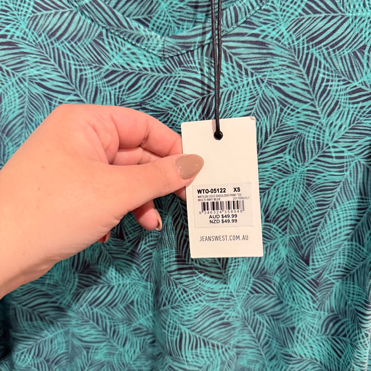 Jeanswest Leaf Print Cold-Shoulder Top Size XS