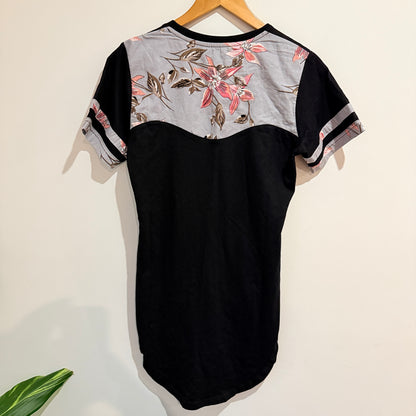 Chinga Black Floral-Panel Longline T-Shirt Size S