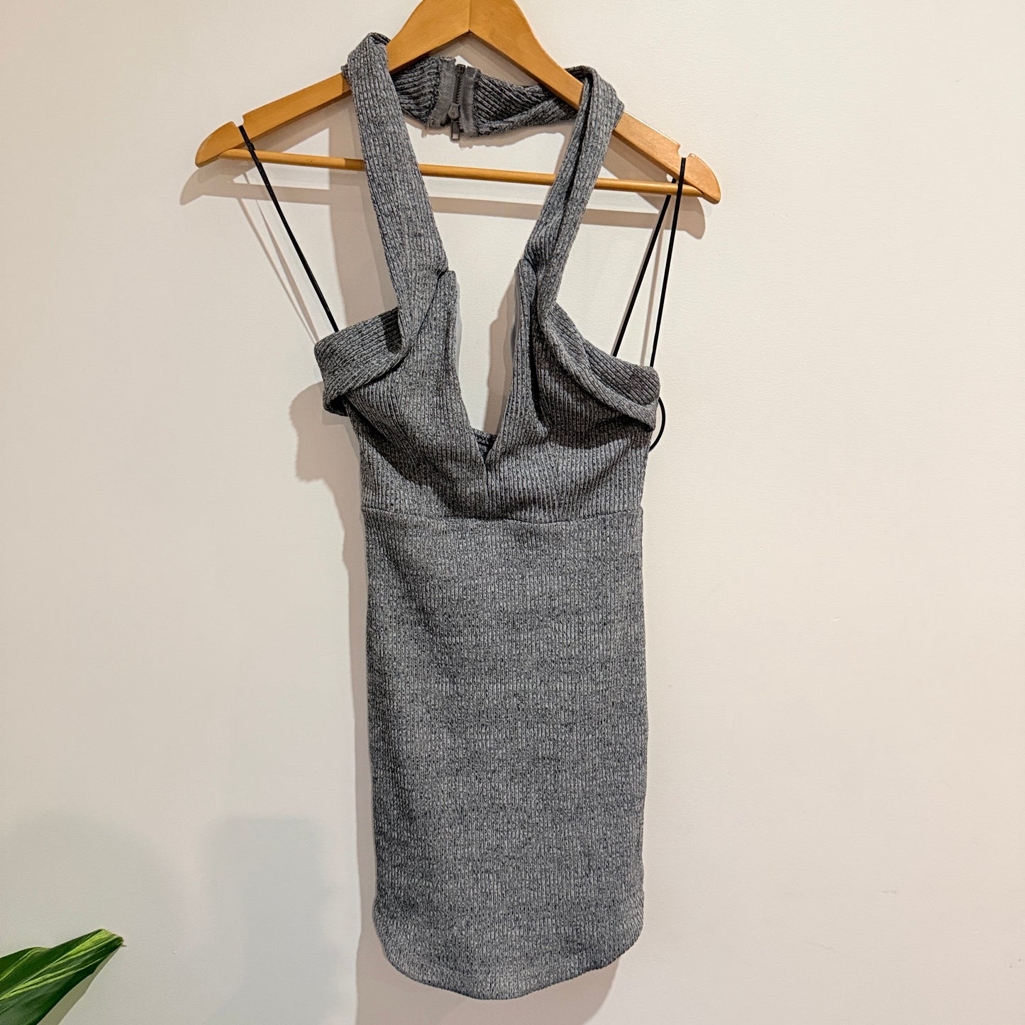 Shareen Collections Grey Ribbed Halter Mini Dress Size 8