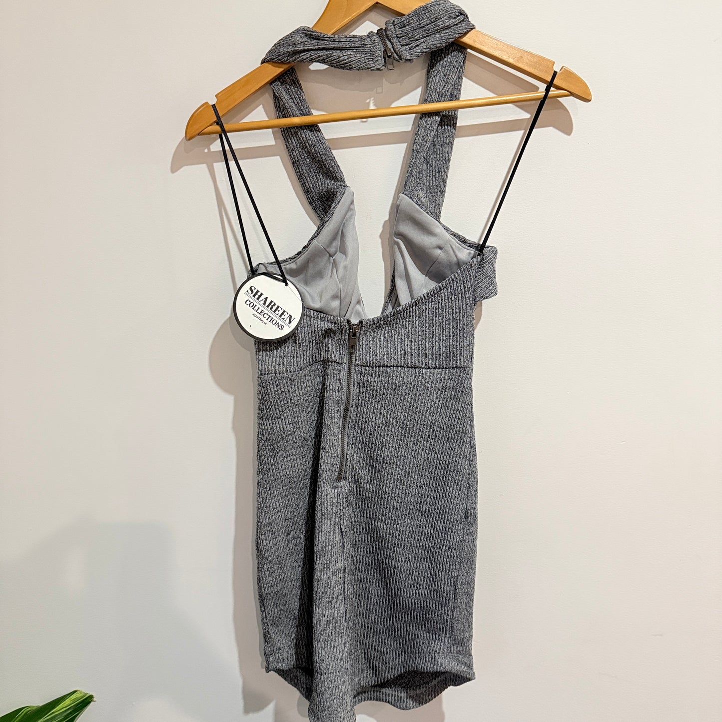 Shareen Collections Grey Ribbed Halter Mini Dress Size 8