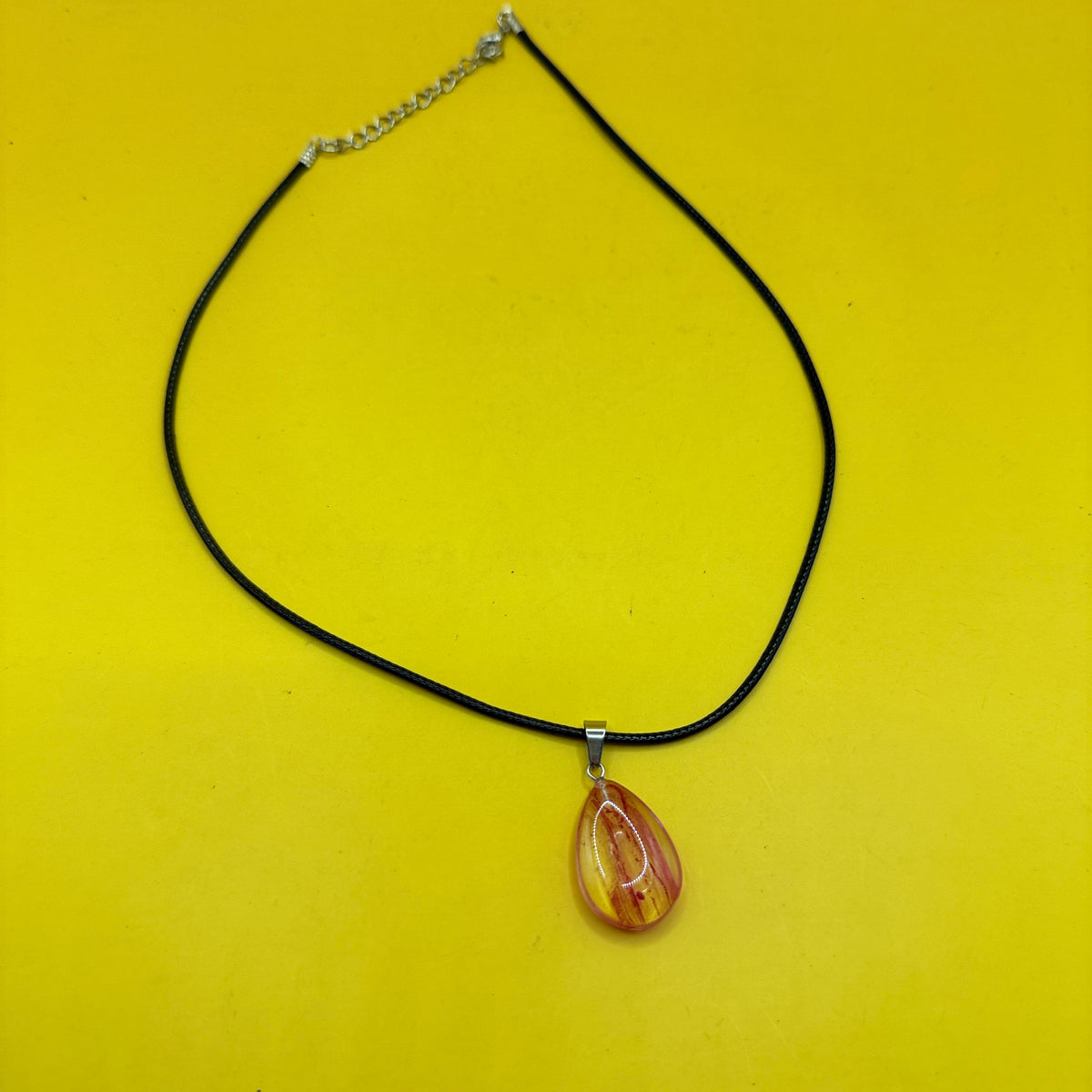 Glass Teardrop Pendant Necklace