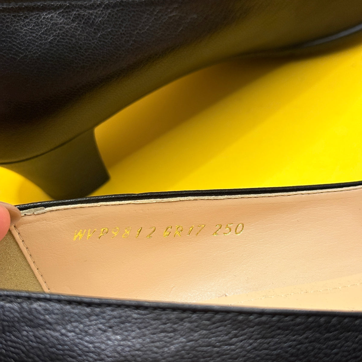Fiona Black Low-Heel Pumps 25cm insole