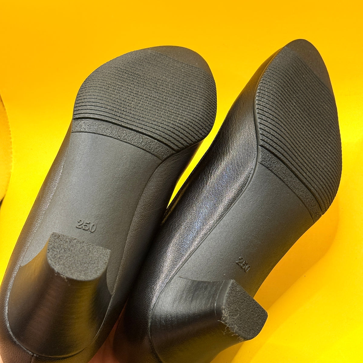 Fiona Black Low-Heel Pumps 25cm insole