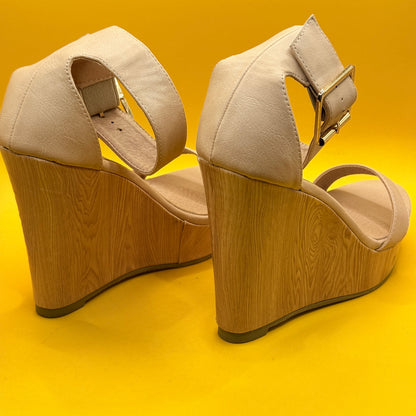 Billini Nude Platform Wedge Sandals Size 6