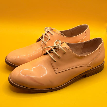 Vanishing Elephant Peach Patent Derby Shoes Size 8