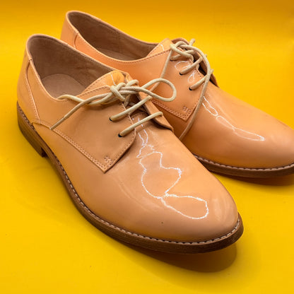 Vanishing Elephant Peach Patent Derby Shoes Size 8