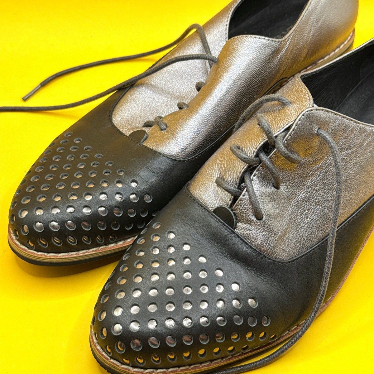Bresley Andros Black Silver Lace-Up Shoes Size 38