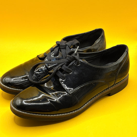 Graceland Black Patent Lace-Up Shoes Size 39