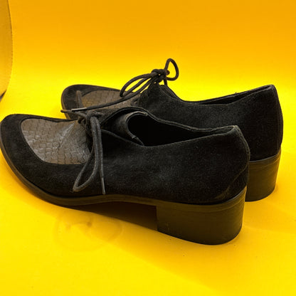 Django & Juliette Black Suede Lace-Up Shoes Size 40