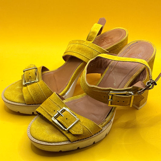 Hey Monday by Augustine Mustard Suede Platform Sandals Size EUR 38