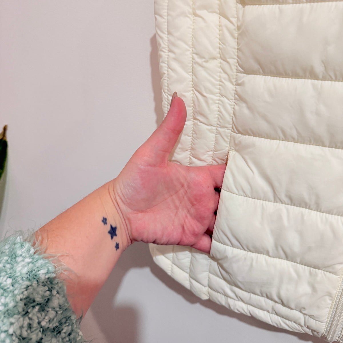Cream Quilted Puffer Vest- 43cm u/arm