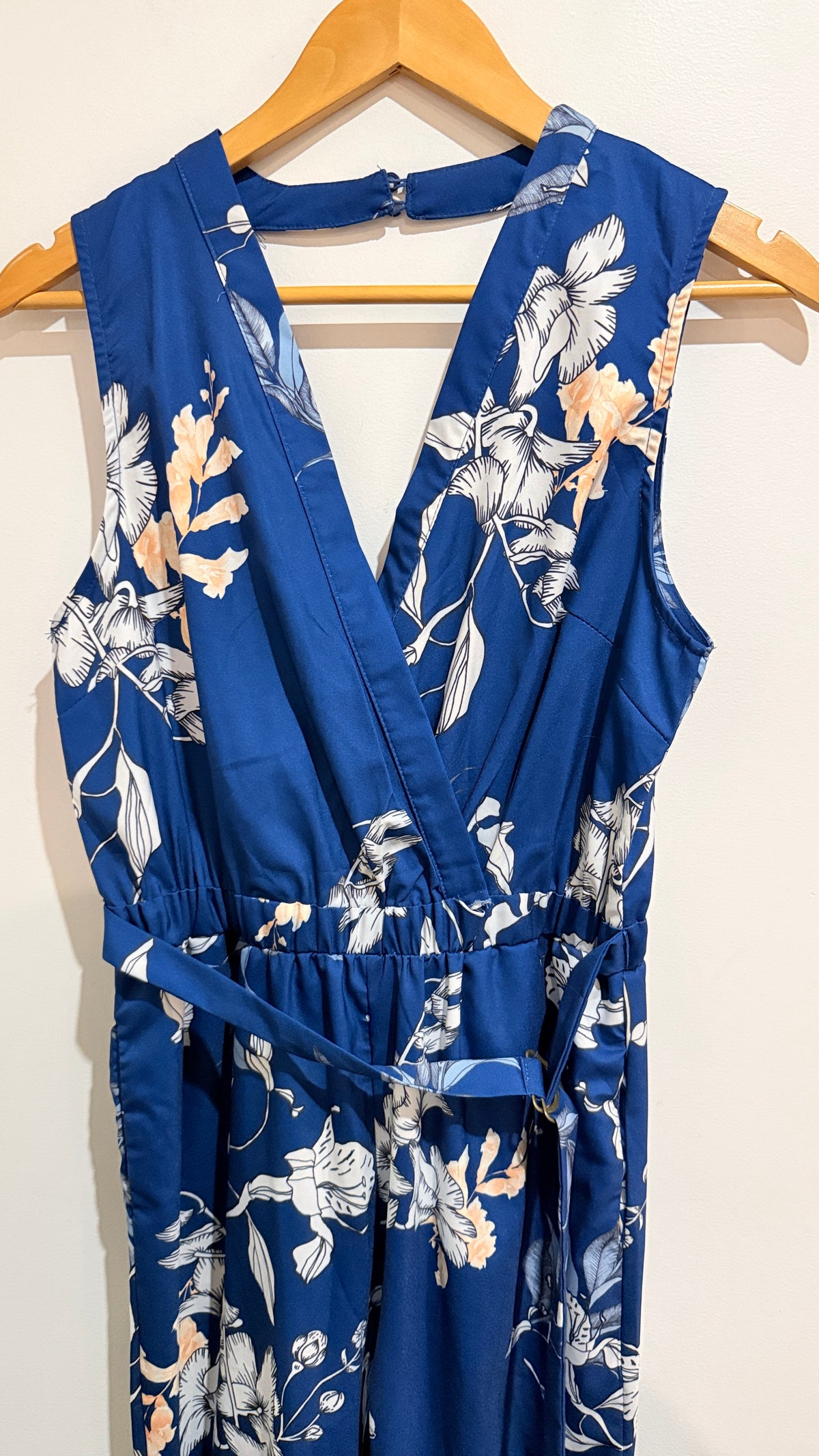 White Closet Blue Floral Wrap Jumpsuit Size 10
