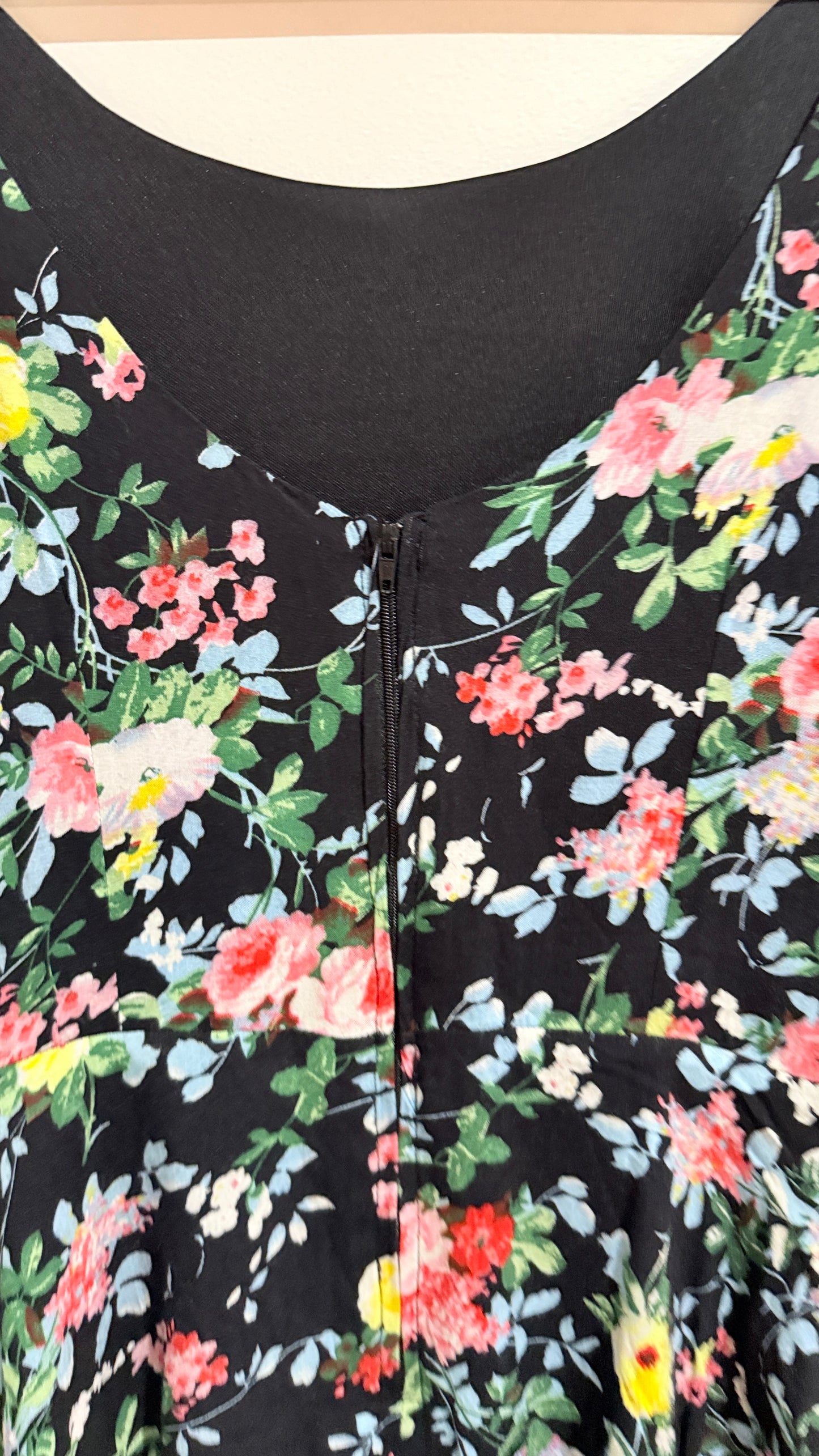Pagani Black Floral Off Shoulder Dress Size 10