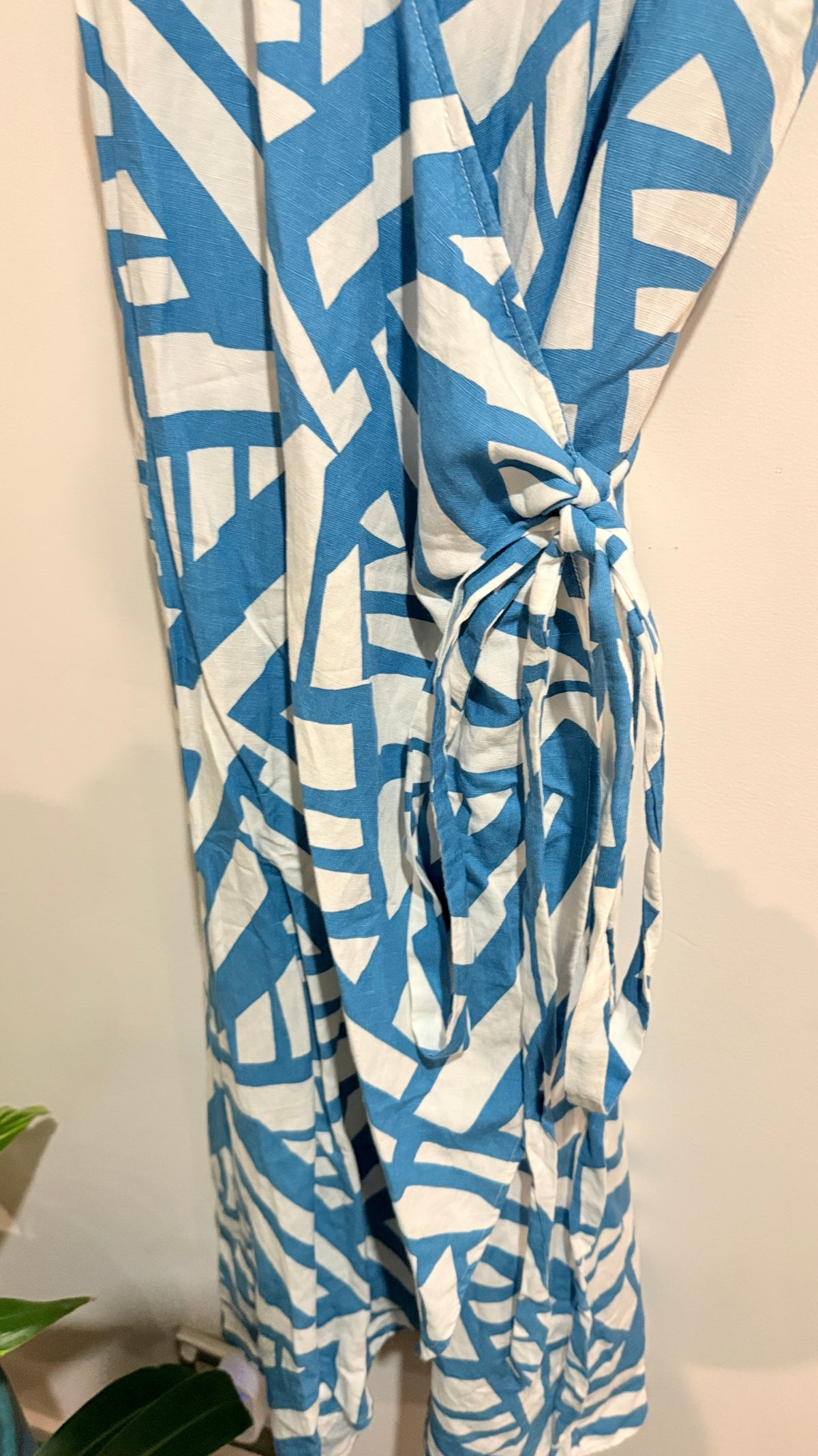 Sunday in Hoi An Blue & White Print Wrap Dress Size M