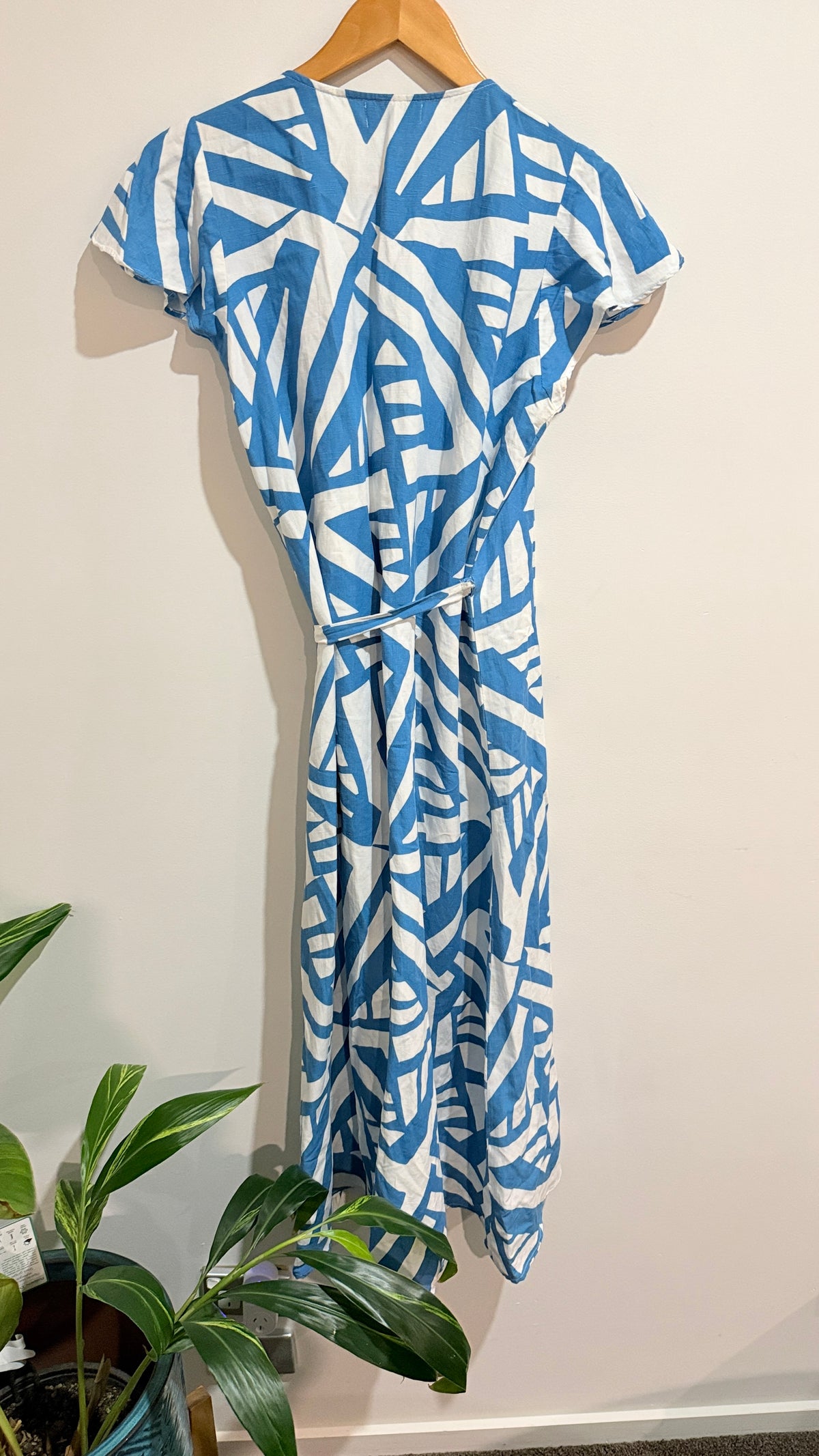 Sunday in Hoi An Blue & White Print Wrap Dress Size M