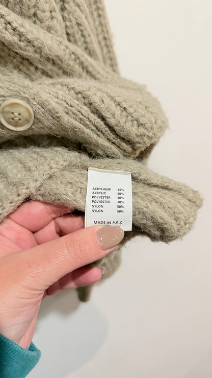 Nasty Gal Oversize Chunky Knit V-Neck Cardigan - 63cm u/arm