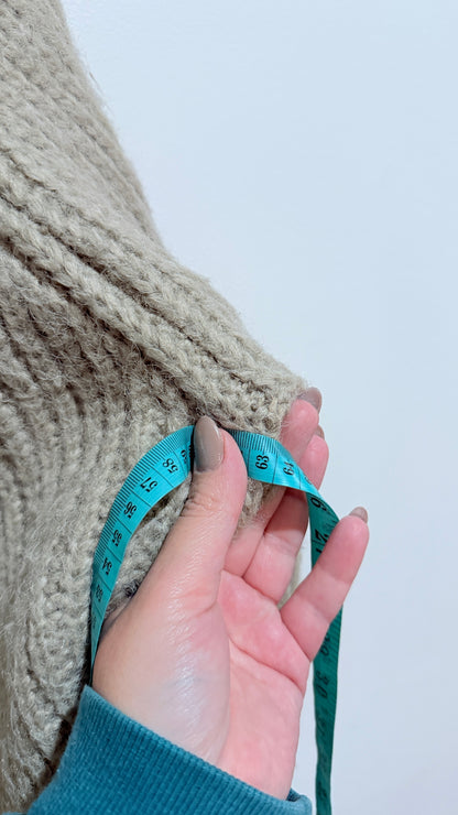 Nasty Gal Oversize Chunky Knit V-Neck Cardigan - 63cm u/arm