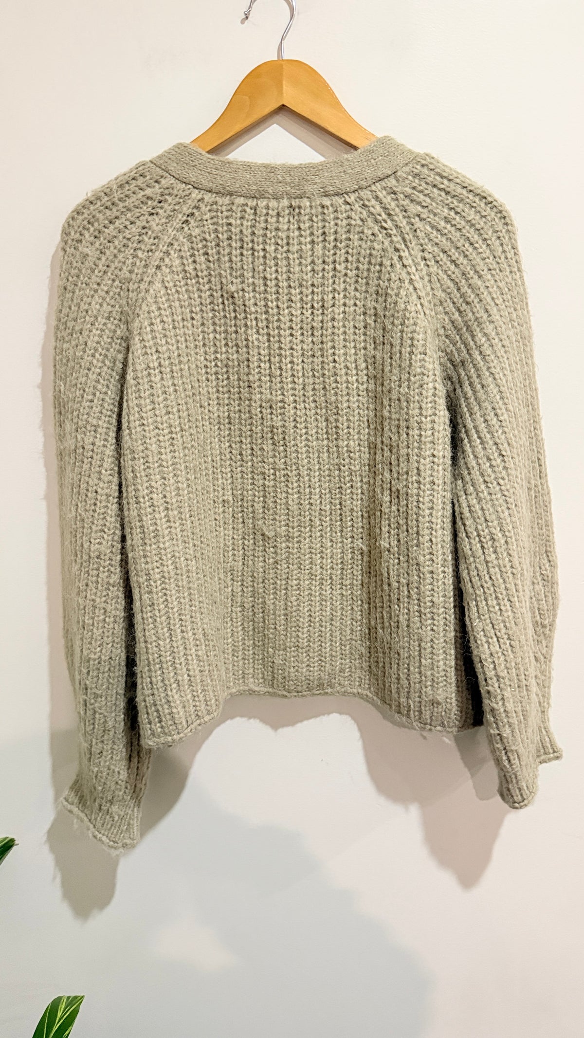 Nasty Gal Oversize Chunky Knit V-Neck Cardigan - 63cm u/arm