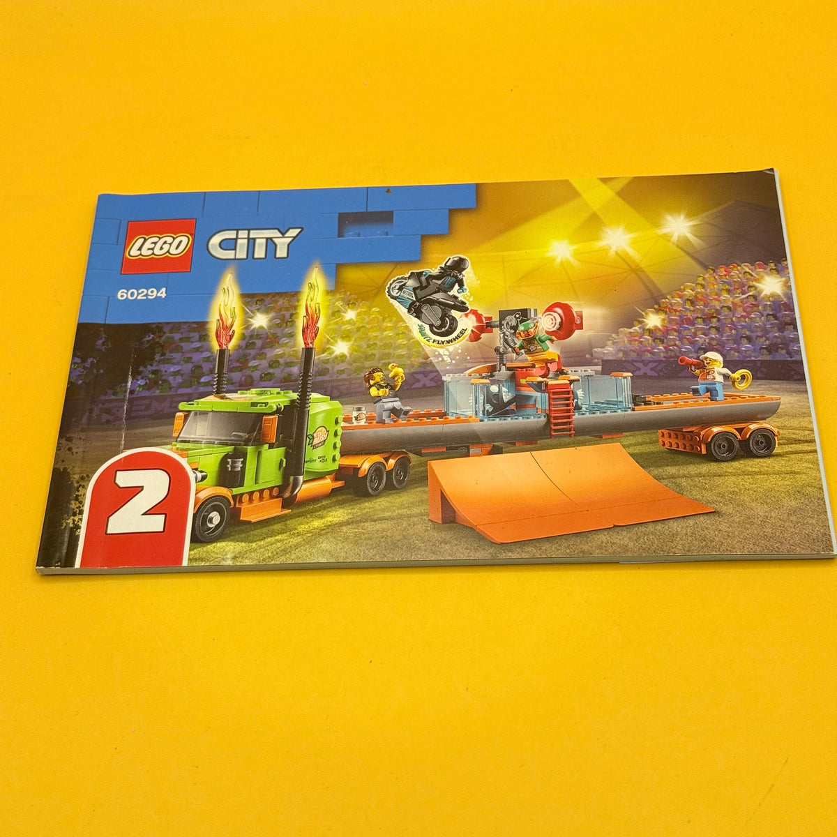 LEGO City Stunt Show Truck Building Instructions by LEGO