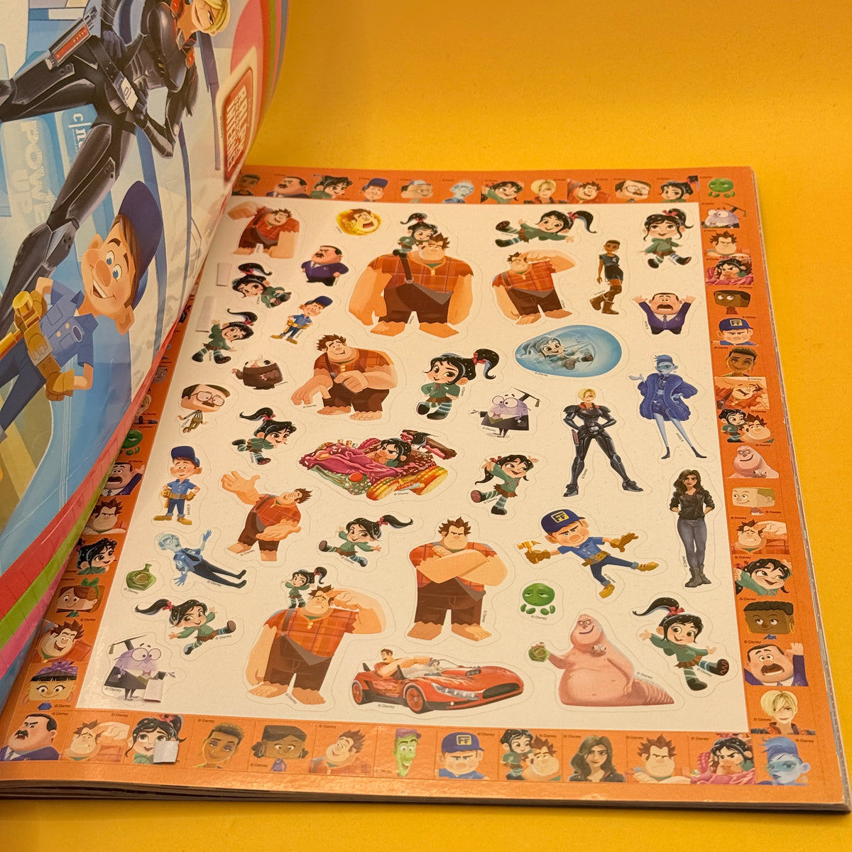 Ralph Breaks the Internet: 1001 Stickers by Disney