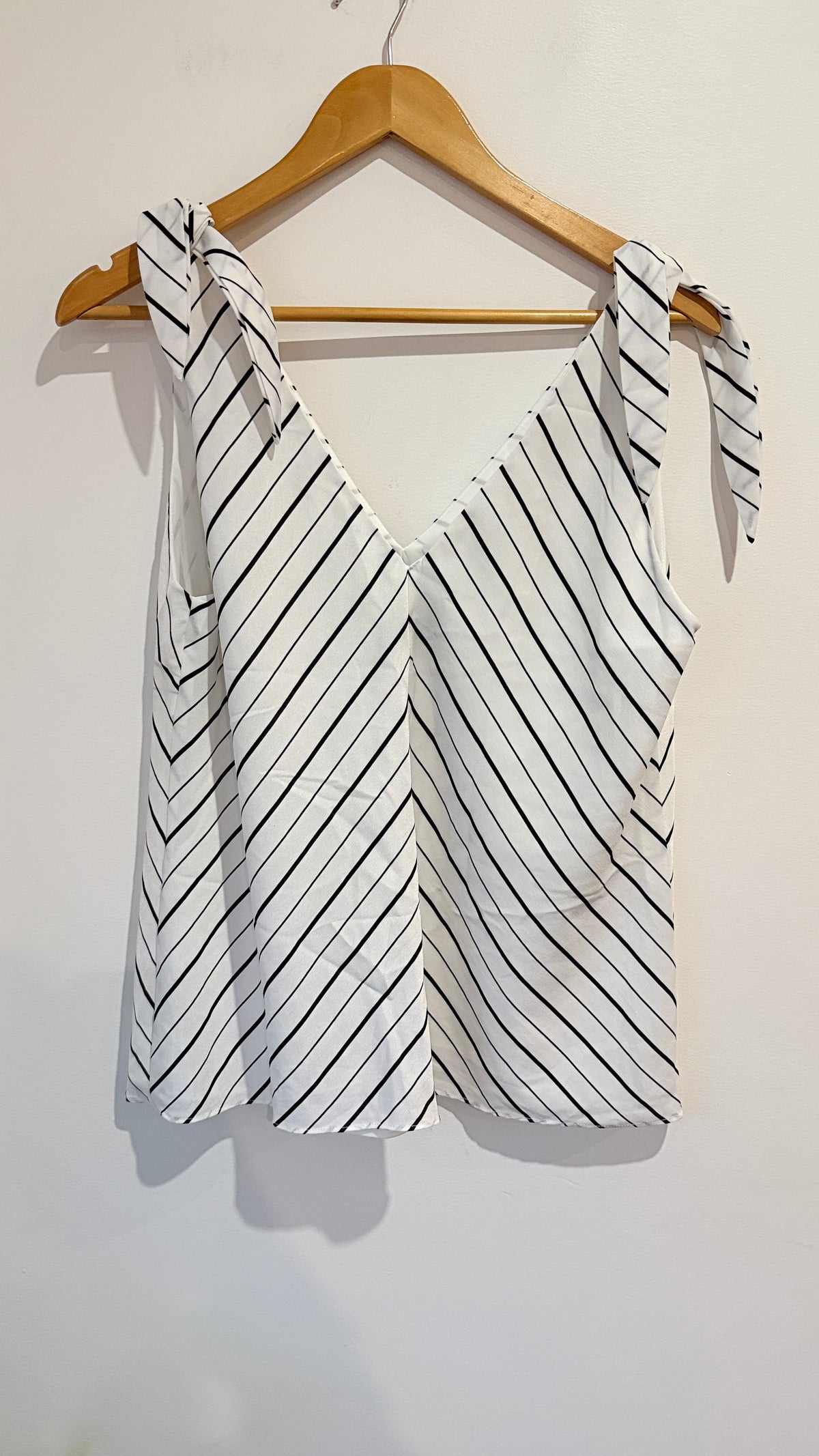 Pagani White Striped Tie Shoulder Cami Size 14