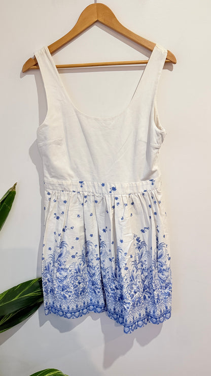 Forever New White Blue Floral Sleeveless Dress Size 14
