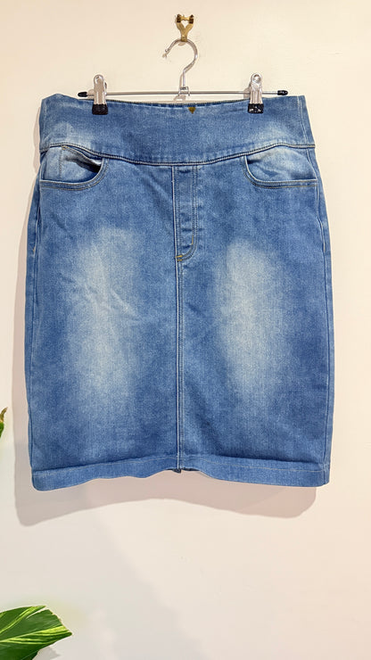 Capture Blue Denim Skirt Size 14