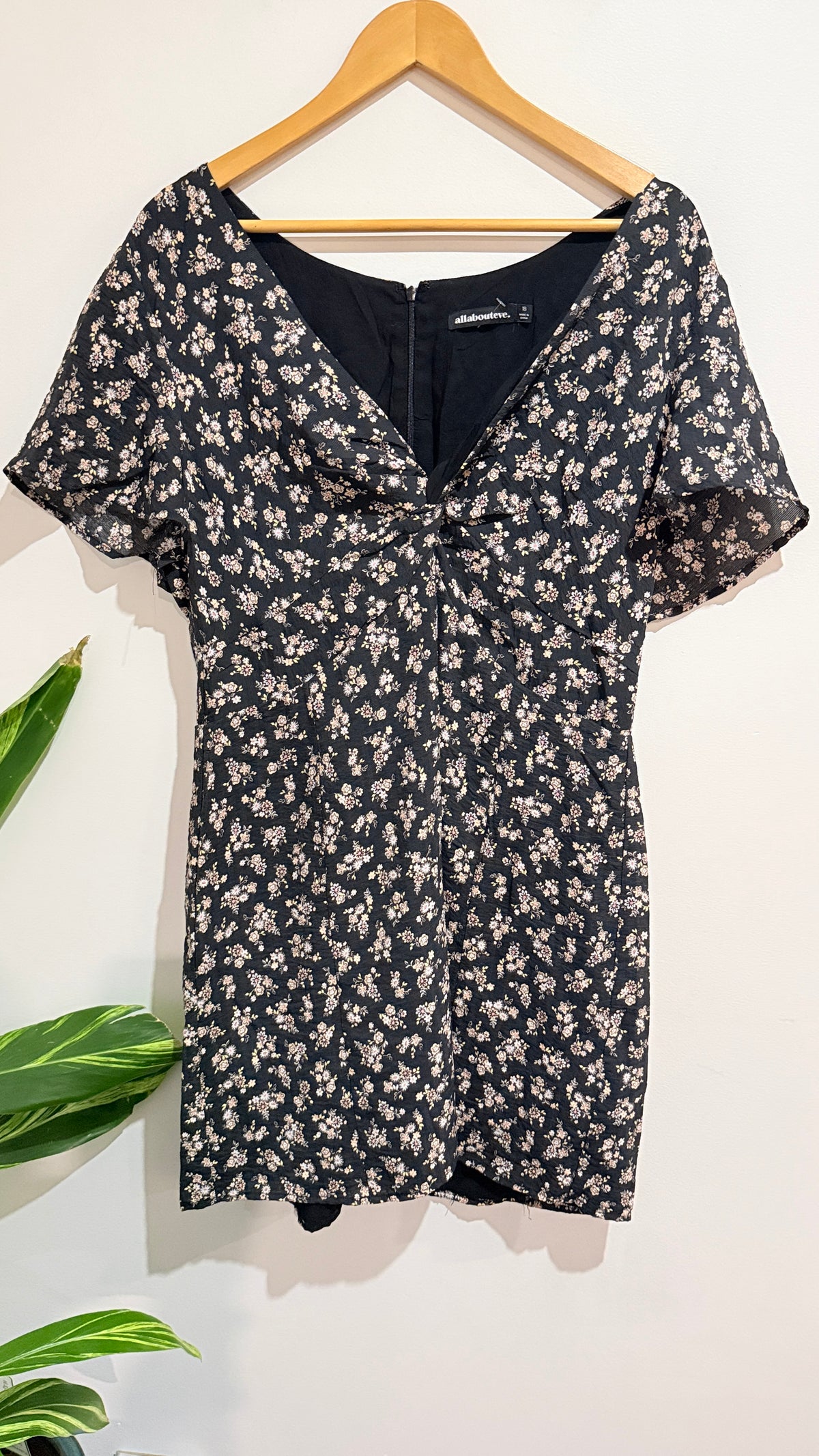 All About Eve Black Floral Short Sleeve Dress Size 18