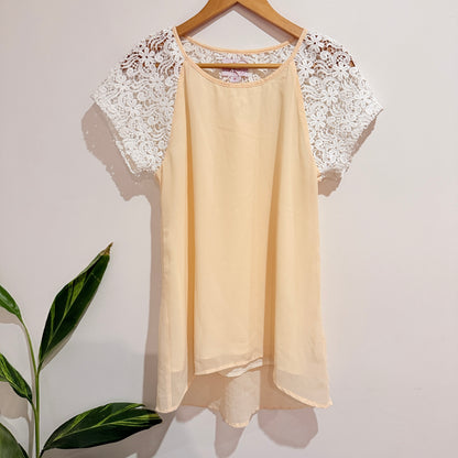 Harlo Cream Chiffon Crochet Sleeve Tunic Size 8