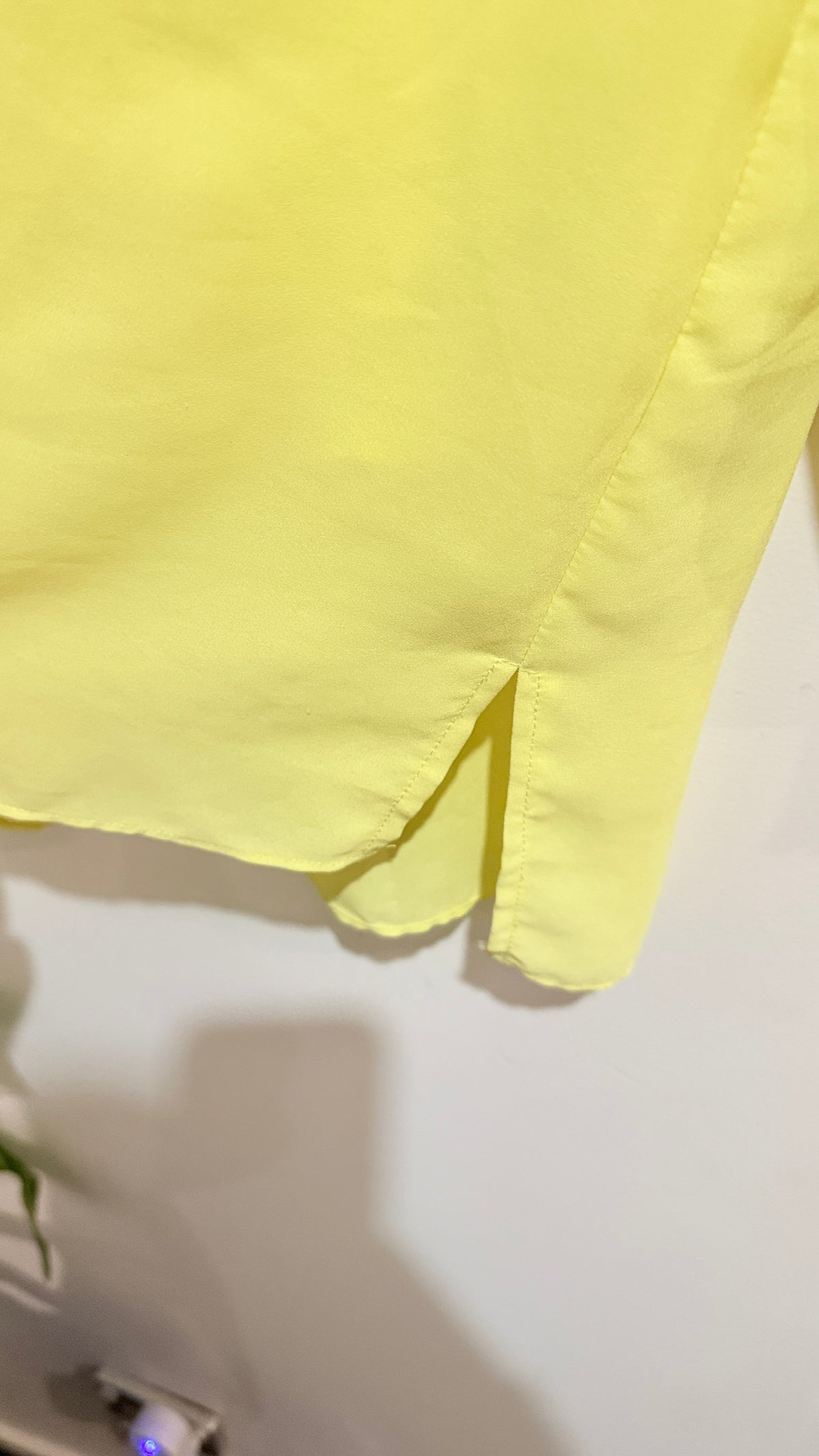 Oliver Black Yellow V-Neck Tie Sleeve Blouse Size 10