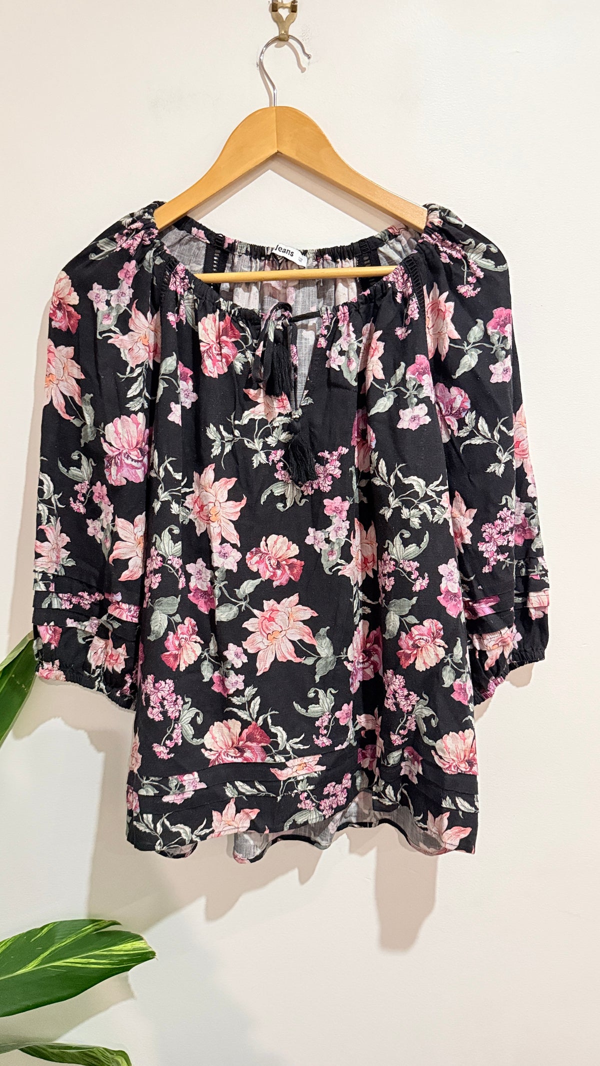 Just Jeans Black Floral Off Shoulder Top Size 12