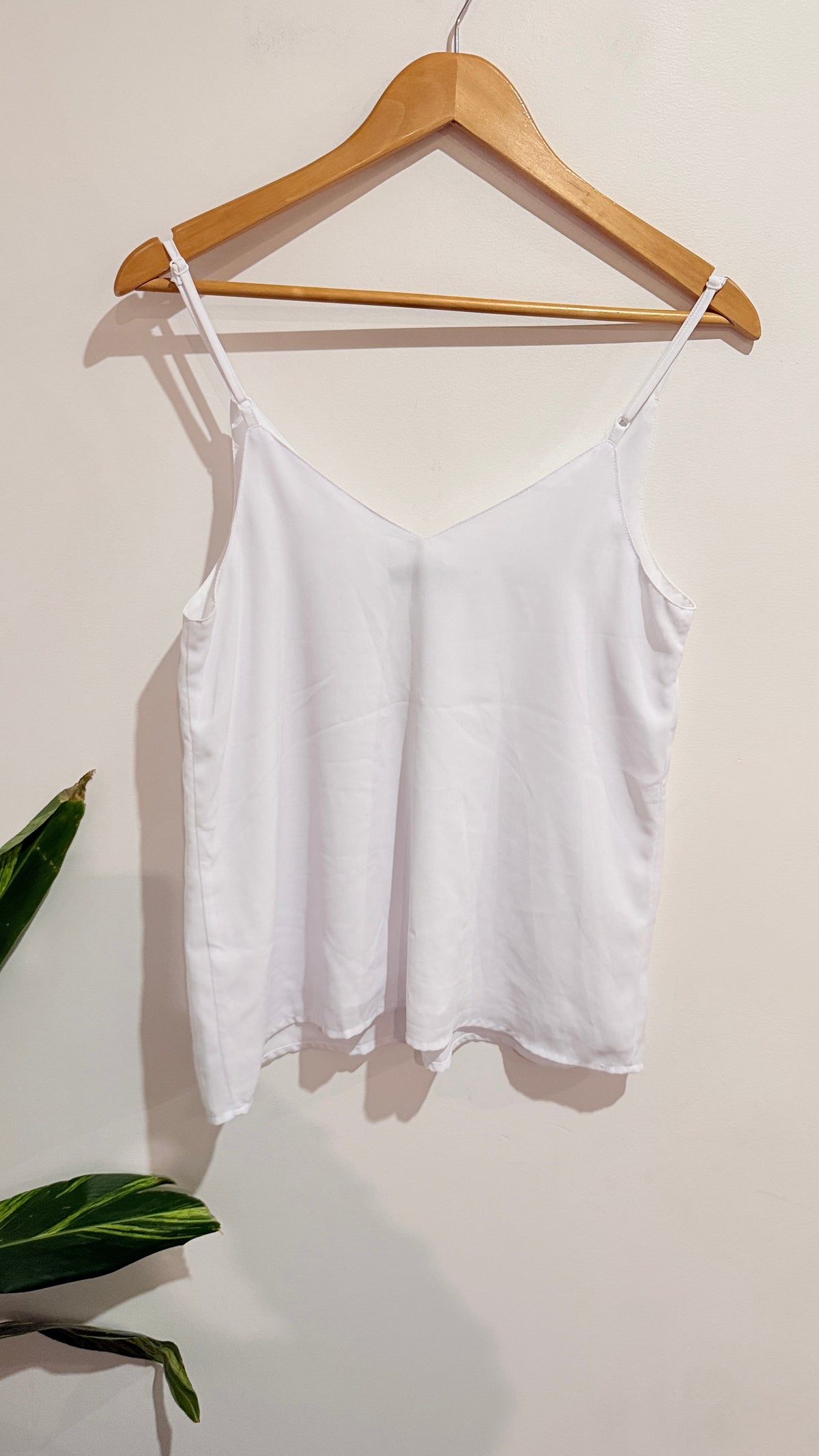 Cotton On White V-Neck Cami Size XS