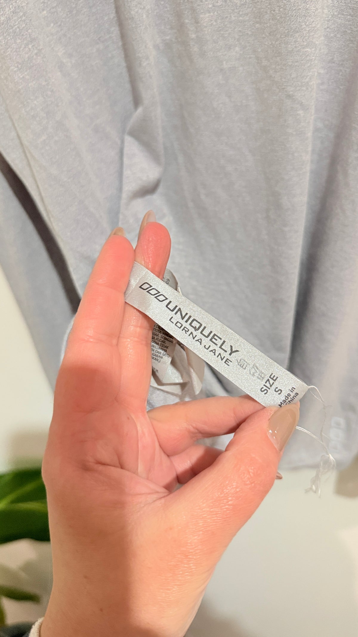 Lorna Jane Grey Cold Shoulder Long Sleeve Top Size S