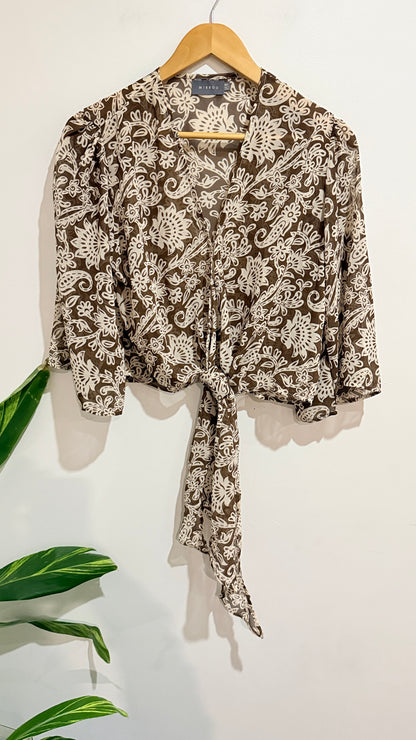 Mirrou Brown Paisley Print Tie Front Blouse Size M/L