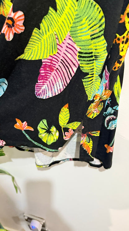 Pretty Basics by Taking Shape Black Tropical Floral Sleeveless Top Size S