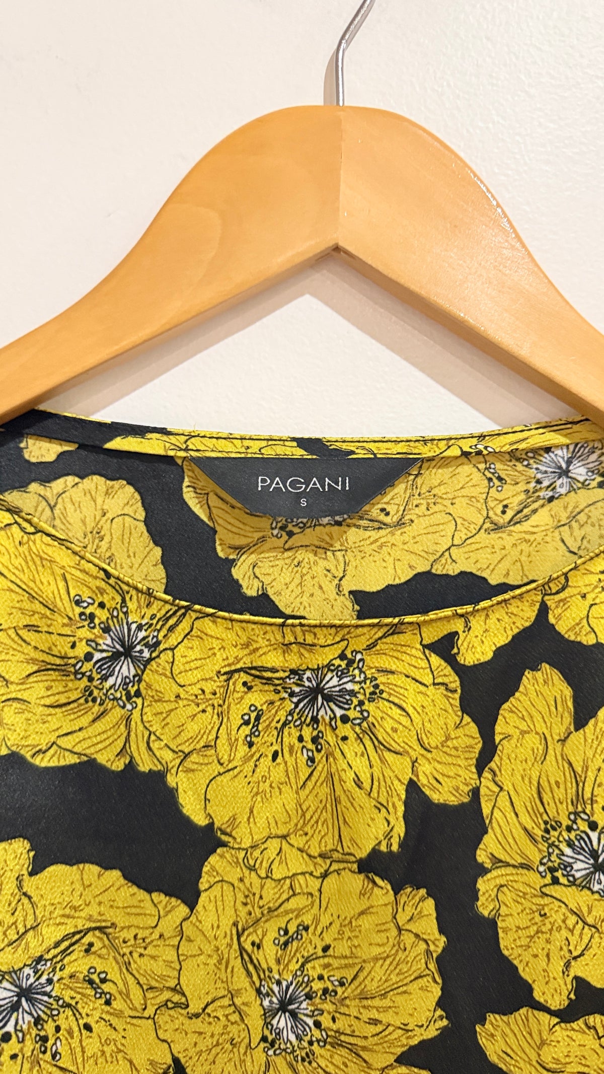 Pagani Yellow Floral Batwing Sleeve Top Size S
