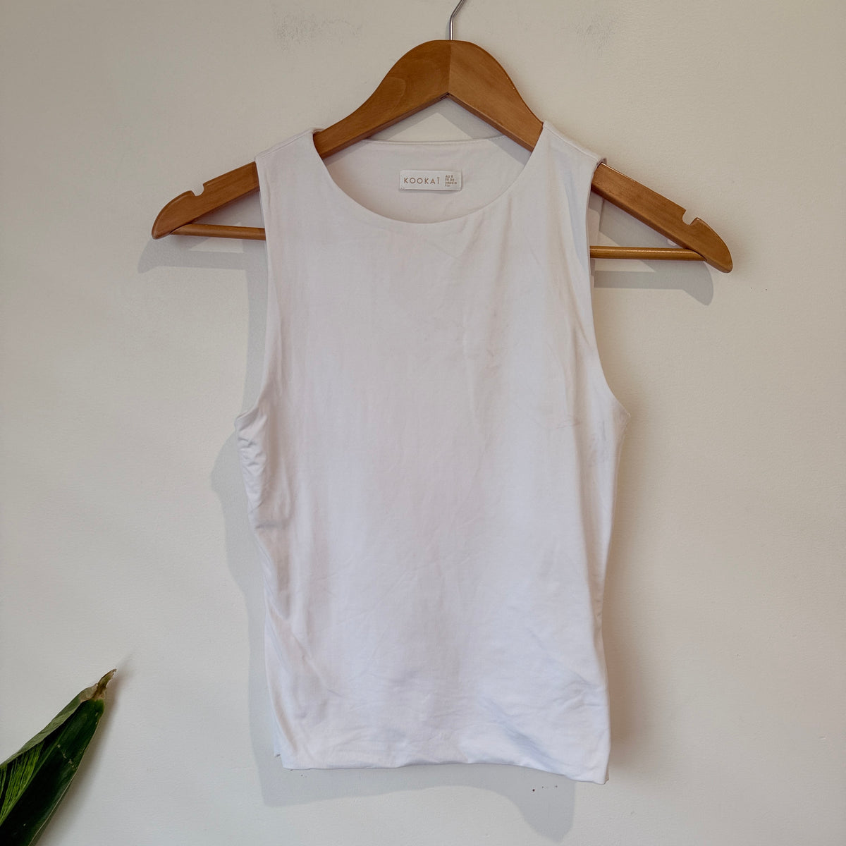 Kookai Size 6 White Sleeveless Top