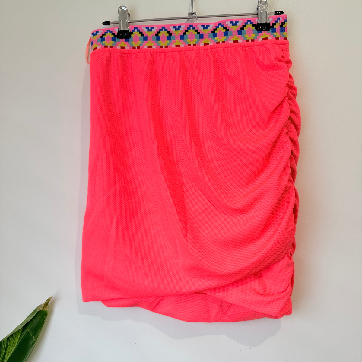 Charlo Neon Pink Ruched Skirt Size 10