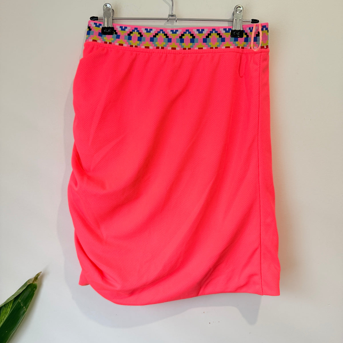 Charlo Neon Pink Ruched Skirt Size 10