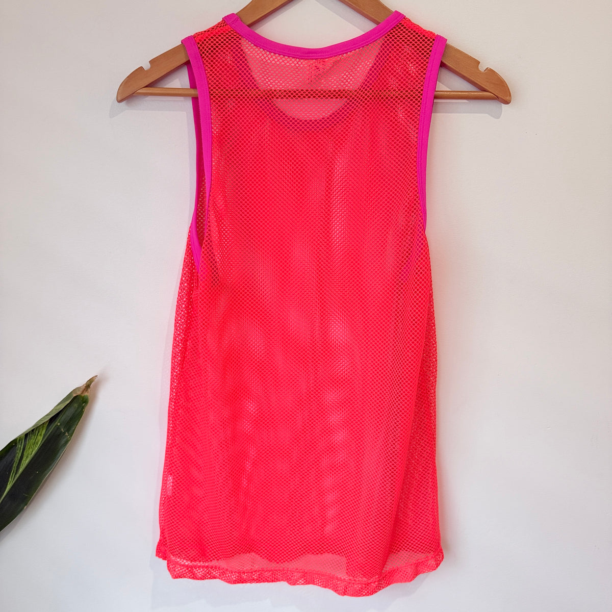 Sweat Republic Neon Pink Mesh Tank Size XS