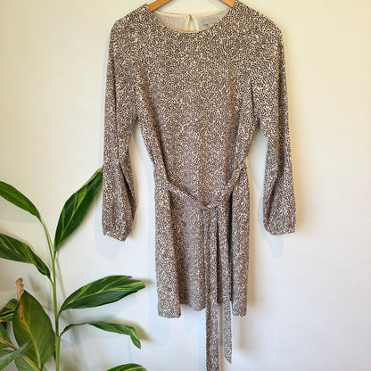 H&M l Animal Print Long Sleeve Tie Waist Dress Size 10