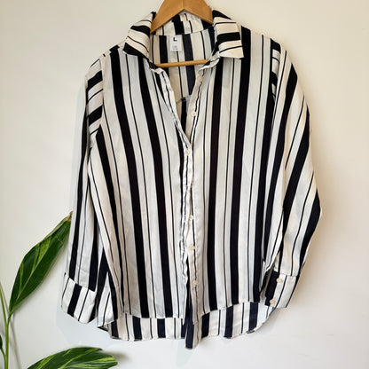 Oakridge Black and White Stripe Shirt Size L