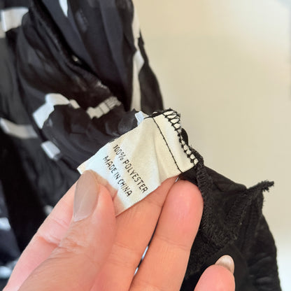 K+K Black and White Stripe Sheer Top Size 24