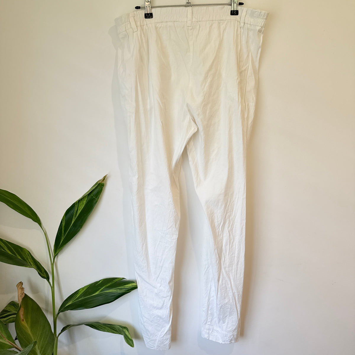 Sills White Linen Blend Tapered Trousers Size 14
