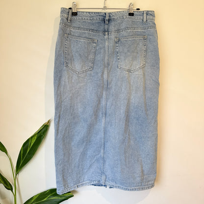 Light Blue Denim Skirt with Front Split - 87cm waist