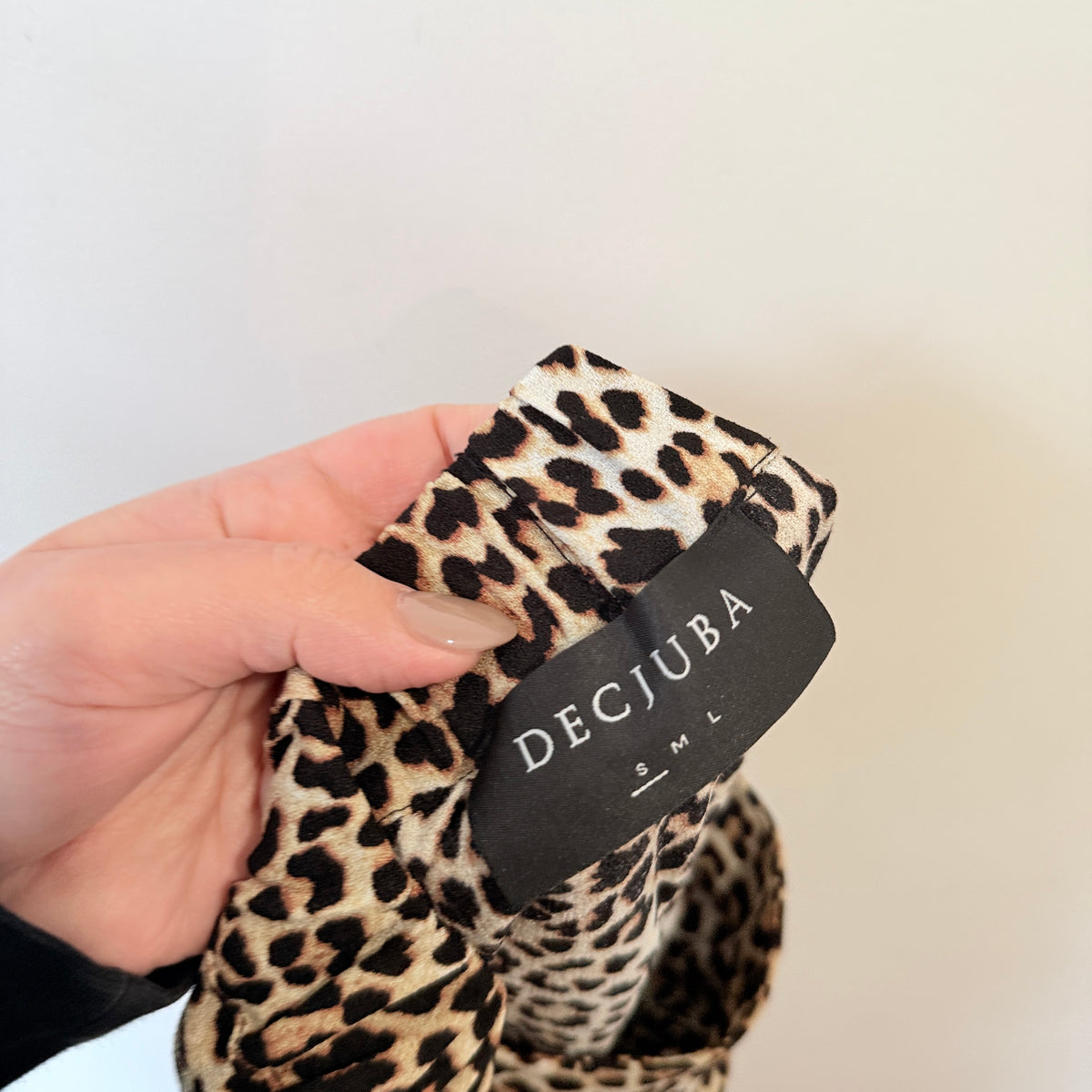 Decjuba Leopard Print Midi Skirt Size S