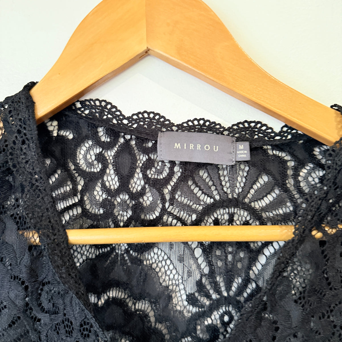 Mirrou Black Lace Long Sleeve Top Size M