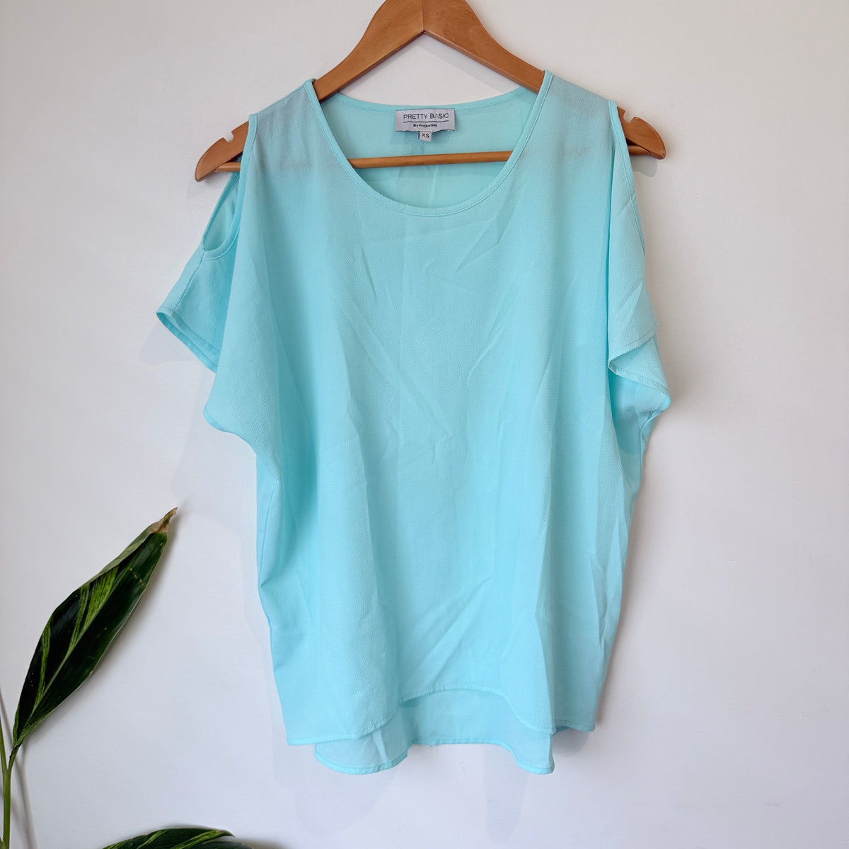 Pretty Basic by Augustine Aqua Cold Shoulder Top Size XS